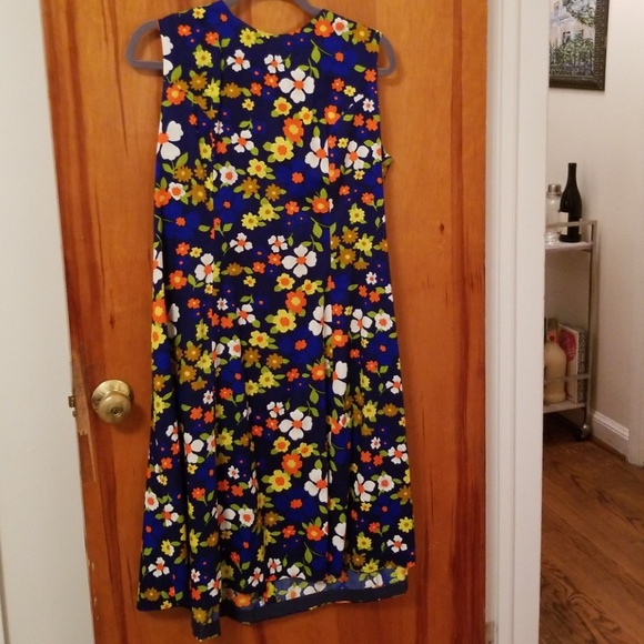 Vintage dress - Picture 1 of 6